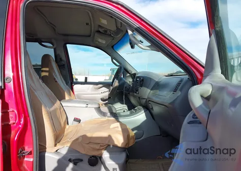 2000 Ford Expedition Xlt from USA, damaged, VIN 1FMPU16L7YLA93504